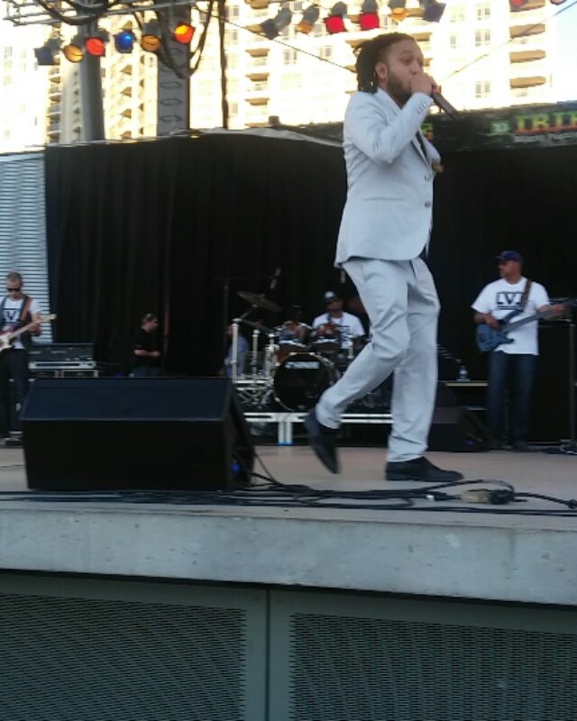 @IrieMusicFestival 

@kiandtheband performing his first big hit "catch meh lovah"